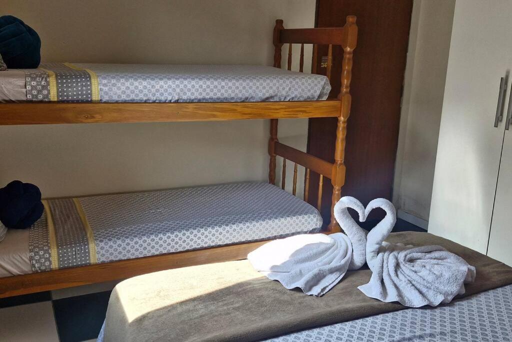 Casa Pouso Aconchego Para Ti - Pertinho Trindade 帕拉蒂 外观 照片