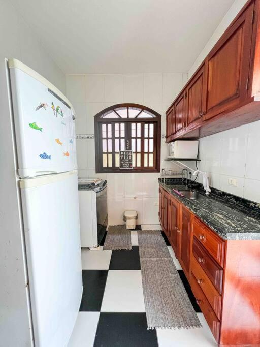 Casa Pouso Aconchego Para Ti - Pertinho Trindade 帕拉蒂 外观 照片